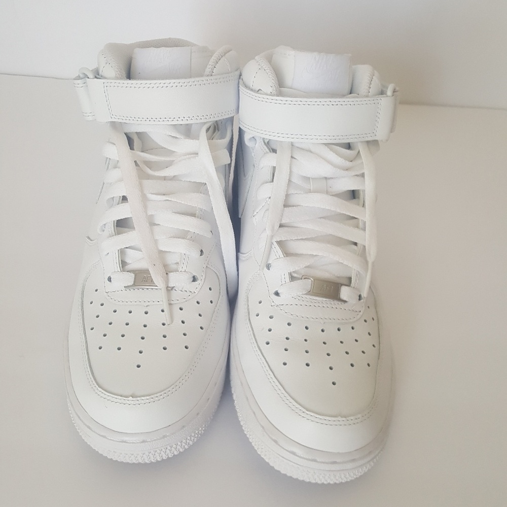 Nike AF1 - Picture 3 of 8